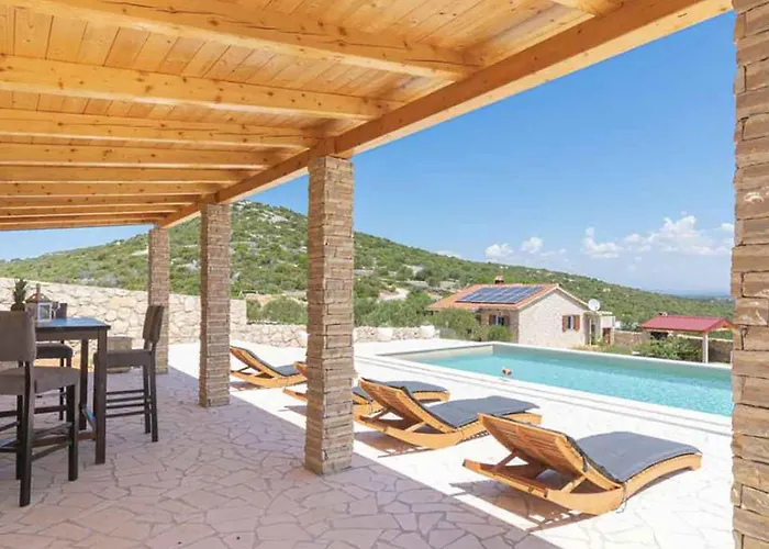 2 Bedroom Stunning In Holiday home Tkon