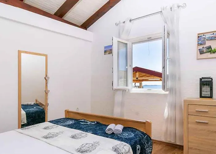 Σπίτι διακοπών 2 Bedroom Stunning In Tkon