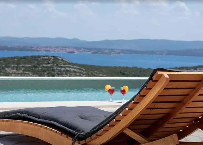 Σπίτι διακοπών 2 Bedroom Stunning In